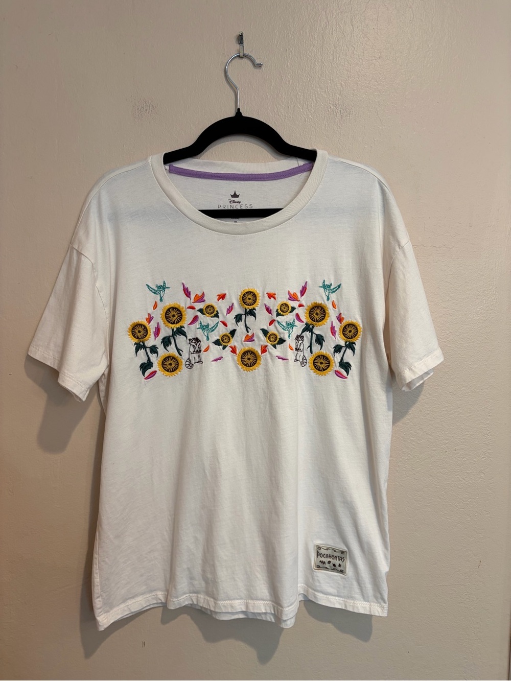 Pocahontas Meeko & Flit Themed Embroidered Shirt, Women’s size XL